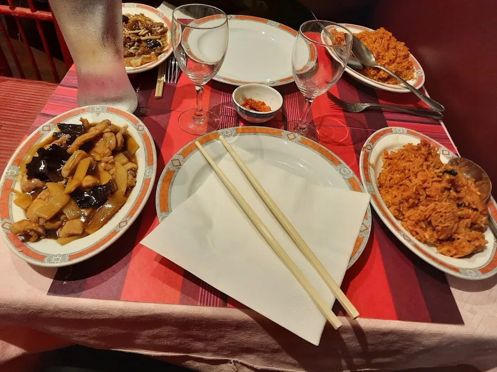 Poulet Aux Champignons Noirs & Riz Thai